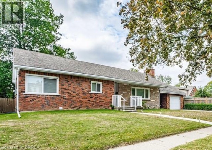 Photo 2 at 75 Henderson Avenue, Queensway / Grove, Brantford