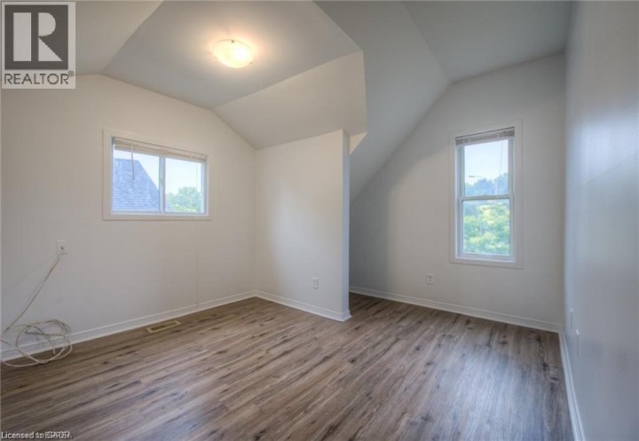 Photo 20 at 10 Bruce Street, East Ward, Brantford