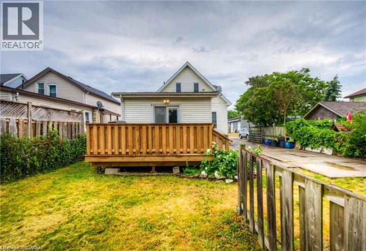 Photo 39 at 10 Bruce Street, East Ward, Brantford