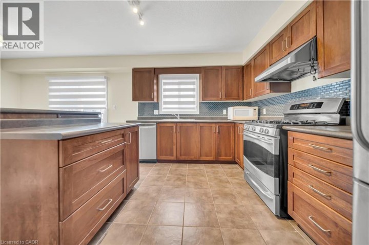 Photo 11 at 51 Seabrook Drive, Huron Park, Kitchener