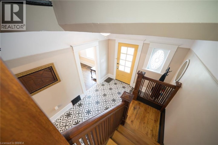 Photo 7 at 8 William Street, North Ward, Brantford