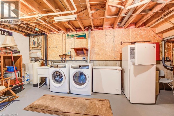 Photo 37 at 53 Greenock Drive, Laurentian Hills / Country Hills W, Kitchener