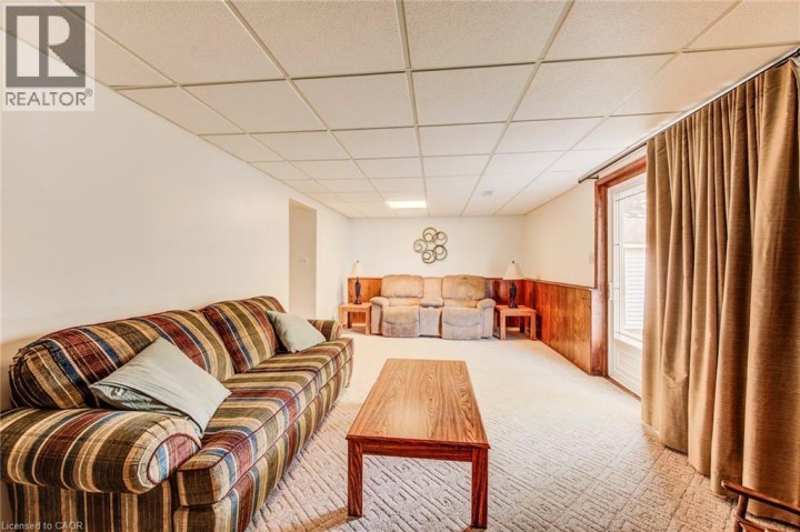 Photo 33 at 53 Greenock Drive, Laurentian Hills / Country Hills W, Kitchener