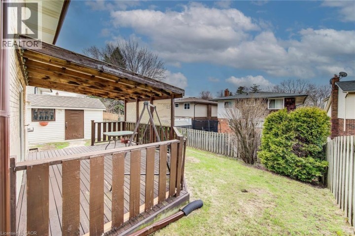 Photo 44 at 53 Greenock Drive, Laurentian Hills / Country Hills W, Kitchener
