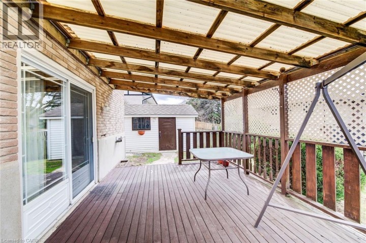 Photo 40 at 53 Greenock Drive, Laurentian Hills / Country Hills W, Kitchener