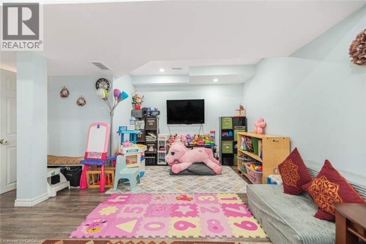 Photo 38 at 13 - 370 Stonehenge Drive, Sulphur Springs, Ancaster