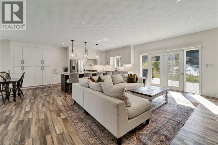 Photo 20 at 30 Douglas Street, Sw Rural, Brantford