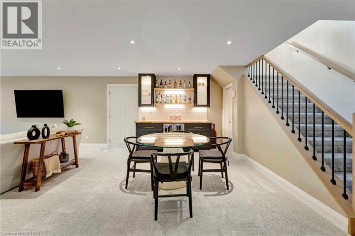 Photo 33 at 30 Douglas Street, Sw Rural, Brantford