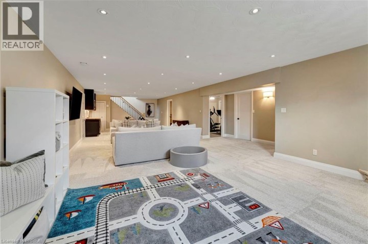 Photo 37 at 30 Douglas Street, Sw Rural, Brantford