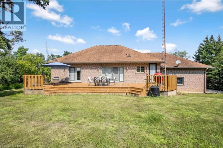 Photo 43 at 30 Douglas Street, Sw Rural, Brantford