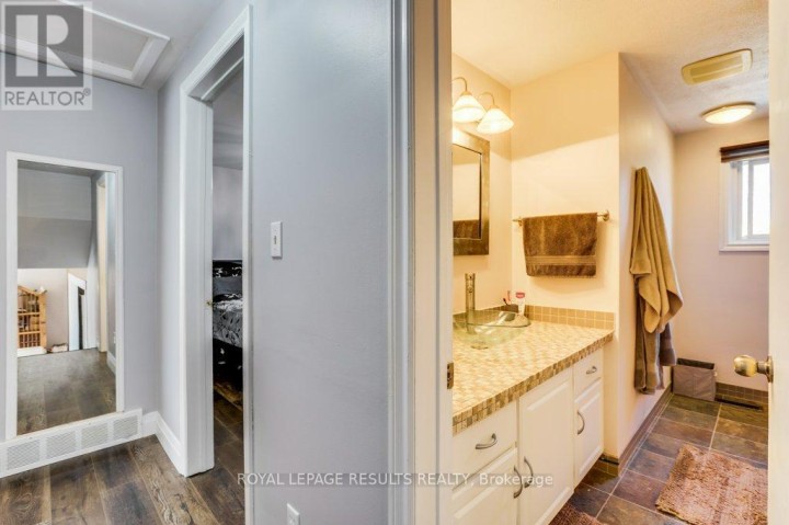 Photo 17 at 2 Northwood Place, St. Thomas