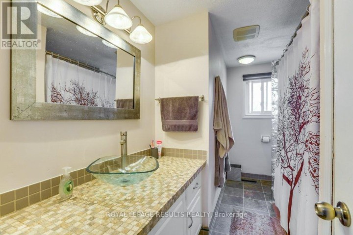 Photo 18 at 2 Northwood Place, St. Thomas