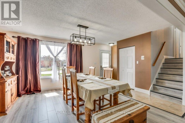 Photo 7 at 2 Northwood Place, St. Thomas