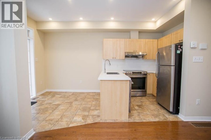 Photo 7 at 43 - 21 Diana Avenue, Empire, Brantford