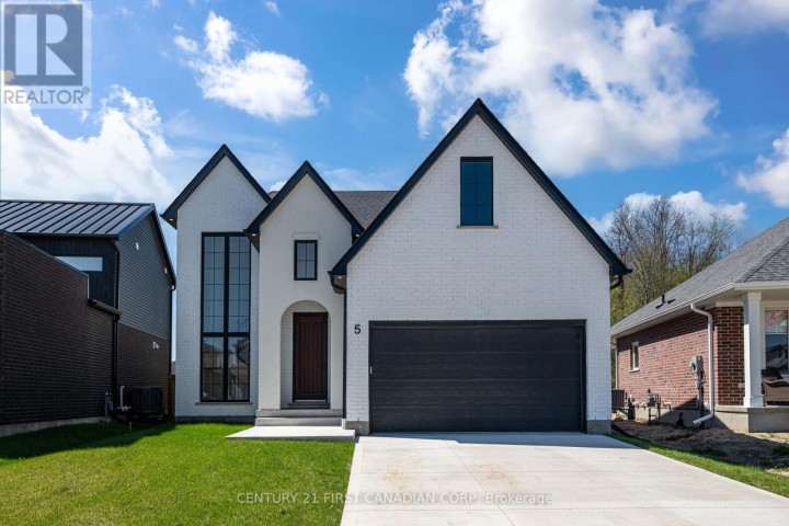 Photo 3 at 5 Hartland Circle, St. Thomas
