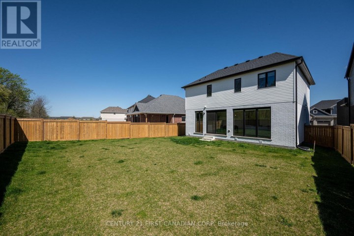 Photo 34 at 5 Hartland Circle, St. Thomas