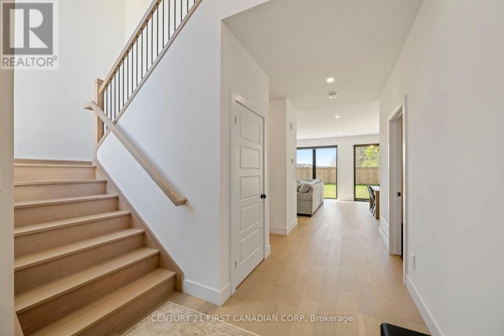 Photo 7 at 5 Hartland Circle, St. Thomas