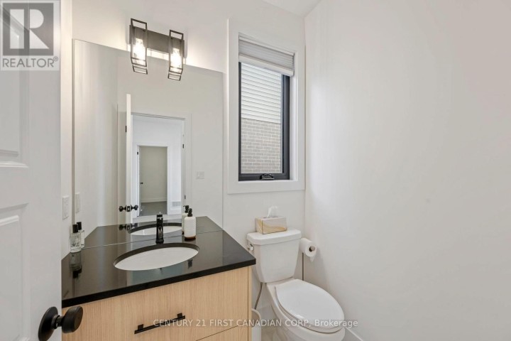 Photo 9 at 5 Hartland Circle, St. Thomas