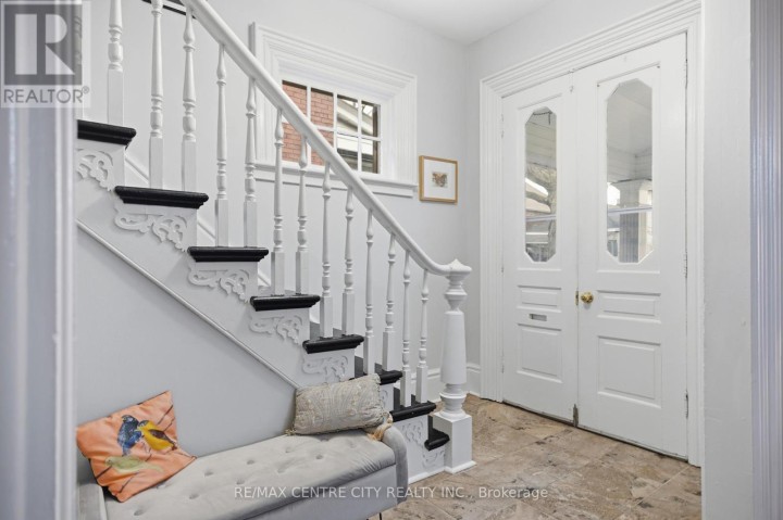 Photo 12 at 12 Rosebery Place, St. Thomas