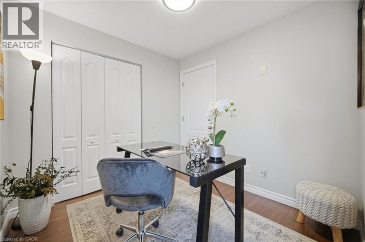 Photo 18 at 20 - 50 W Westmount Road, Forest Hill, Kitchener