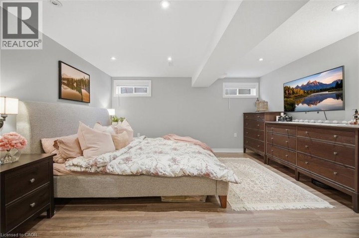 Photo 21 at 20 - 50 W Westmount Road, Forest Hill, Kitchener