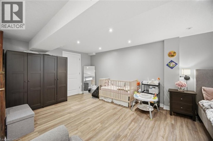 Photo 26 at 20 - 50 W Westmount Road, Forest Hill, Kitchener