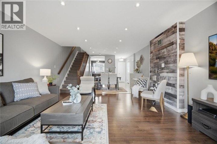 Photo 6 at 20 - 50 W Westmount Road, Forest Hill, Kitchener