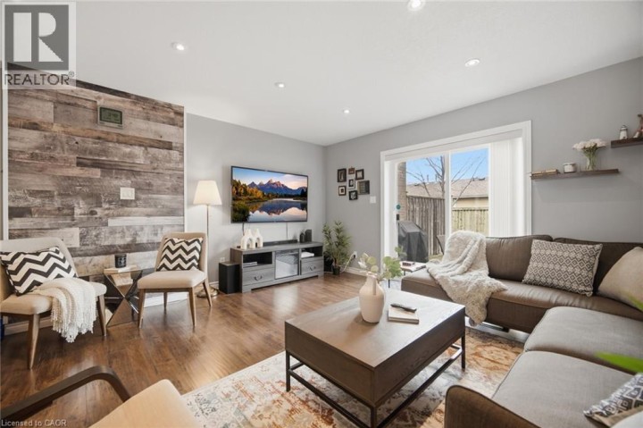 Photo 7 at 20 - 50 W Westmount Road, Forest Hill, Kitchener