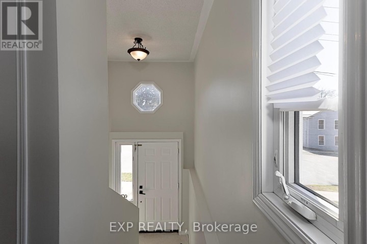 Photo 4 at 93 E King Street, Ingersoll - South, Ingersoll