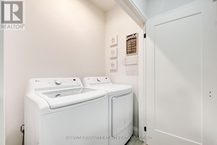 Photo 10 at 24 Kelly Drive, Ingersoll (Thamesford), Ingersoll