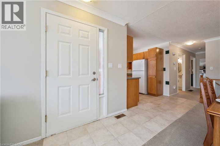 Photo 7 at 29 - 1030 E Colborne Street, Echo Place, Brantford