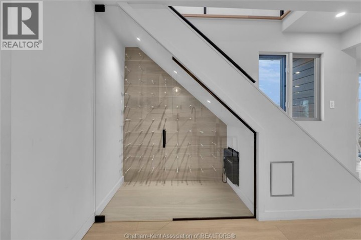 Photo 19 at 434 Front Road, Norfolk County