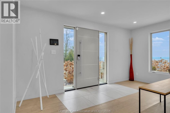 Photo 7 at 434 Front Road, Norfolk County