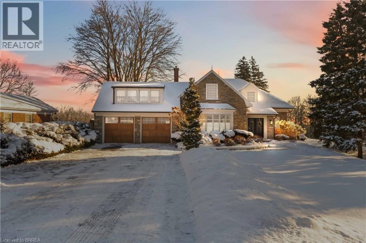 Photo 2 at 8 Tutela Heights Road, Tutela Heights, Brantford