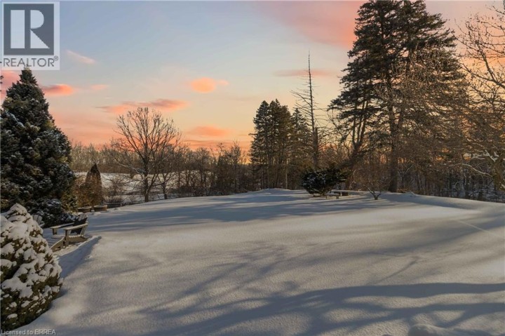 Photo 43 at 8 Tutela Heights Road, Tutela Heights, Brantford