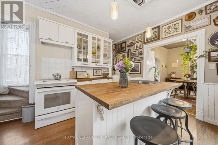 Photo 13 at 34 Gladstone Avenue, St. Thomas