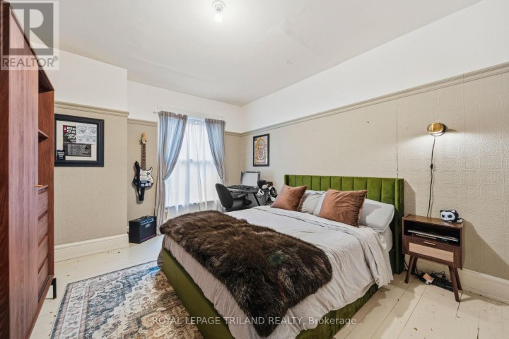 Photo 23 at 34 Gladstone Avenue, St. Thomas