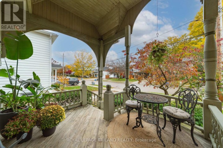 Photo 4 at 34 Gladstone Avenue, St. Thomas