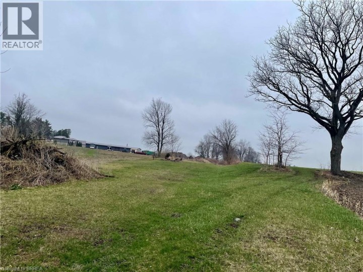 Photo 2 at 161 Pleasant Ridge Road, Mt. Pleasant, Brantford