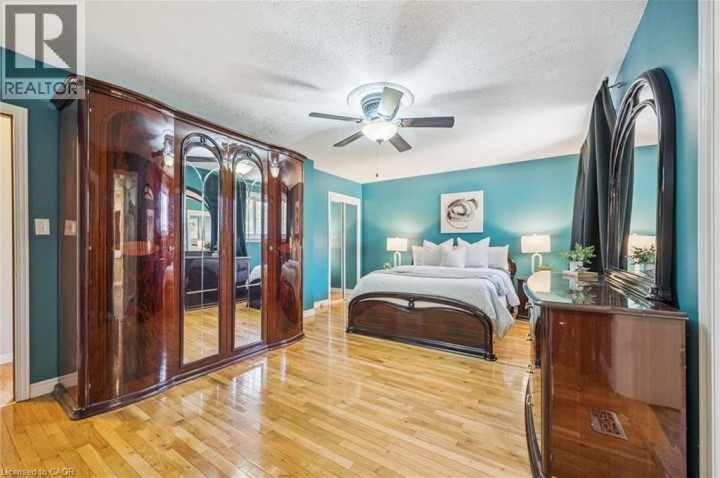 Photo 14 at 120 Lorraine Avenue, Heritage Park / Rosemount, Kitchener