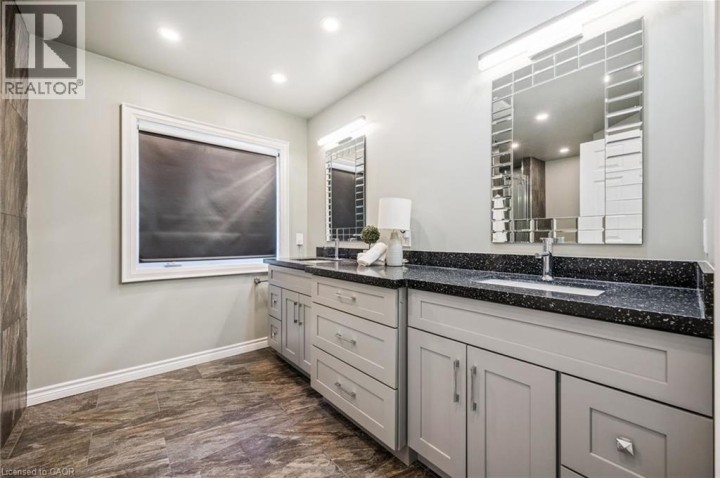 Photo 17 at 120 Lorraine Avenue, Heritage Park / Rosemount, Kitchener