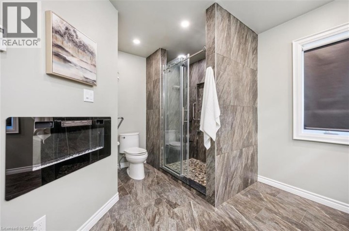 Photo 18 at 120 Lorraine Avenue, Heritage Park / Rosemount, Kitchener