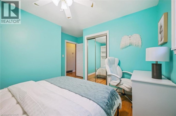 Photo 21 at 120 Lorraine Avenue, Heritage Park / Rosemount, Kitchener