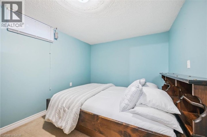 Photo 28 at 120 Lorraine Avenue, Heritage Park / Rosemount, Kitchener