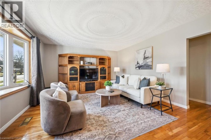 Photo 7 at 120 Lorraine Avenue, Heritage Park / Rosemount, Kitchener