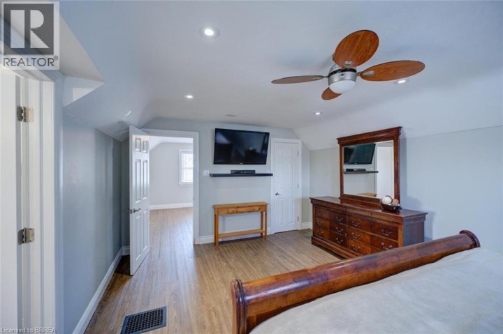 Photo 30 at 214 Grand Street, North Park / Wood St., Brantford