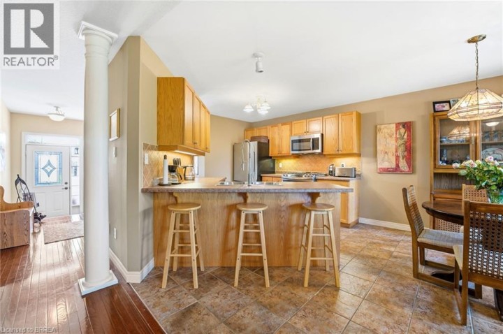 Photo 11 at 26 Cobblestone Drive, Innerkip (Victoria Park), Woodstock