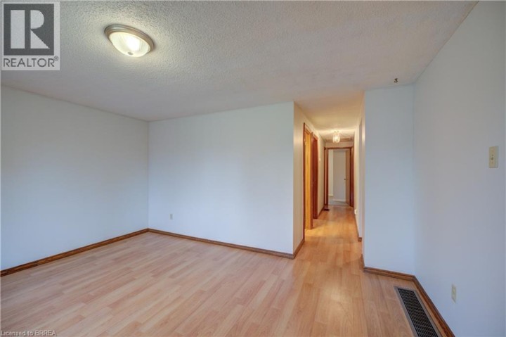 Photo 6 at 390 Brantwood Park Road, Lynden Hills, Brantford