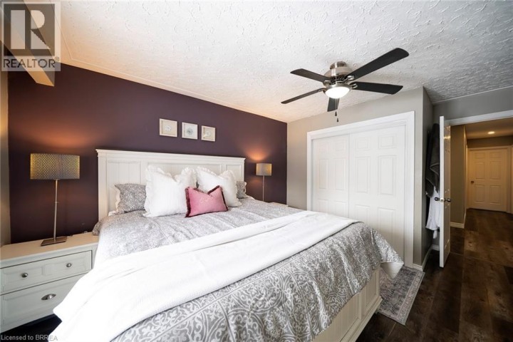 Photo 24 at 44 Shalfleet Boulevard, Grand Woodlands, Brantford