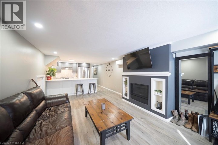 Photo 35 at 44 Shalfleet Boulevard, Grand Woodlands, Brantford